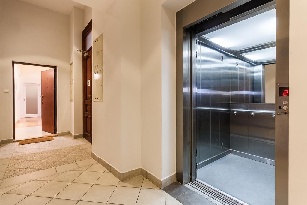 M Apartments Краків Екстер'єр фото
