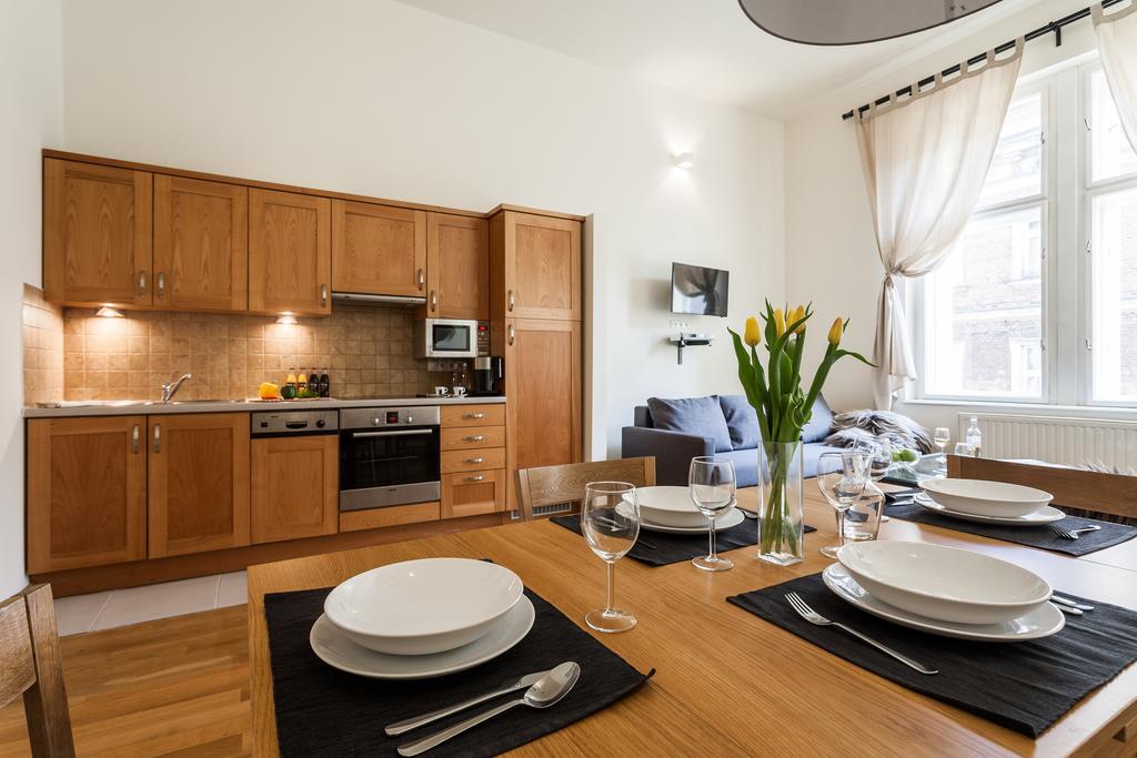 M Apartments Краків Екстер'єр фото